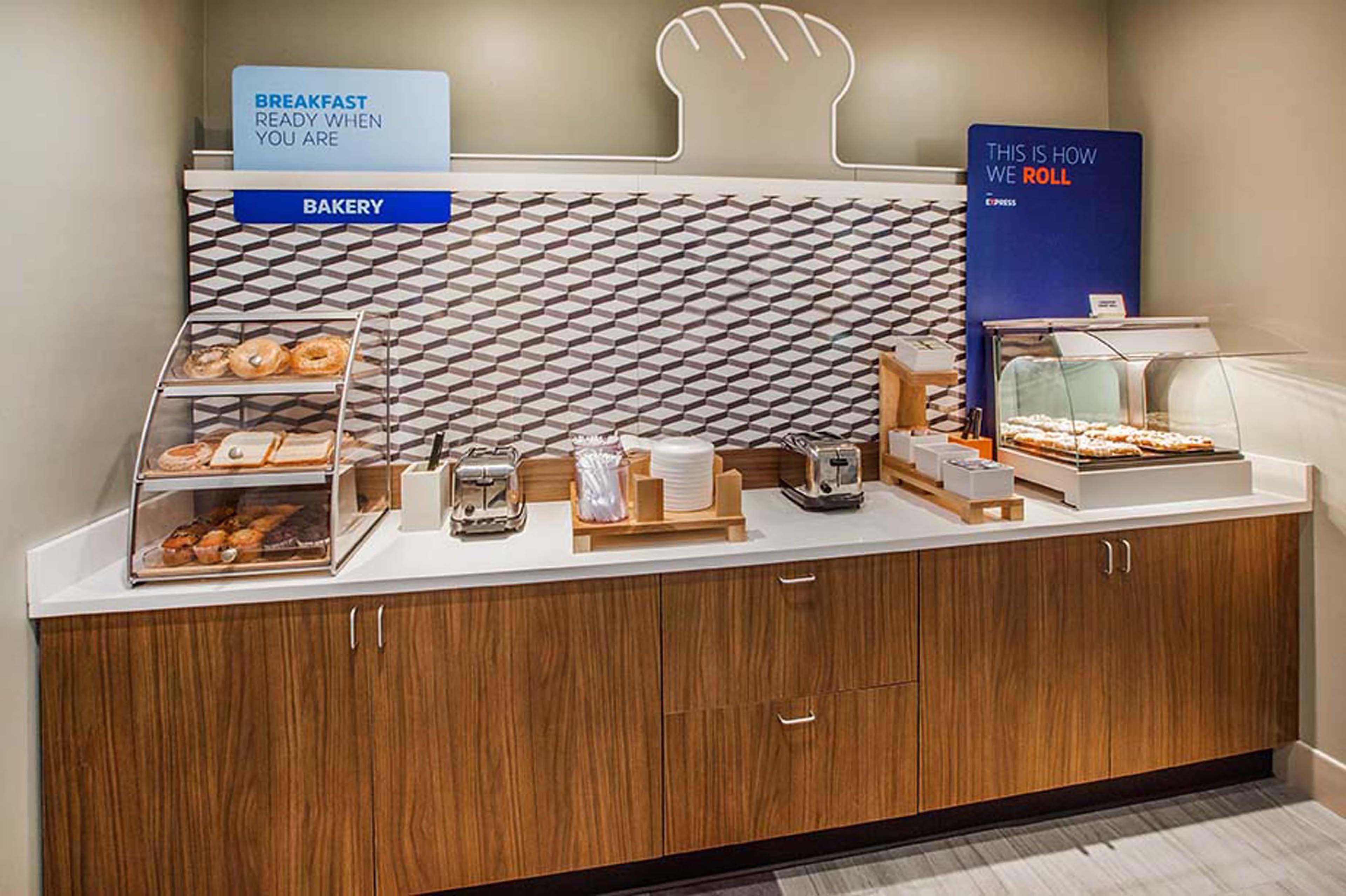Holiday Inn Express & Suites - Elkhart North By Ihg Extérieur photo