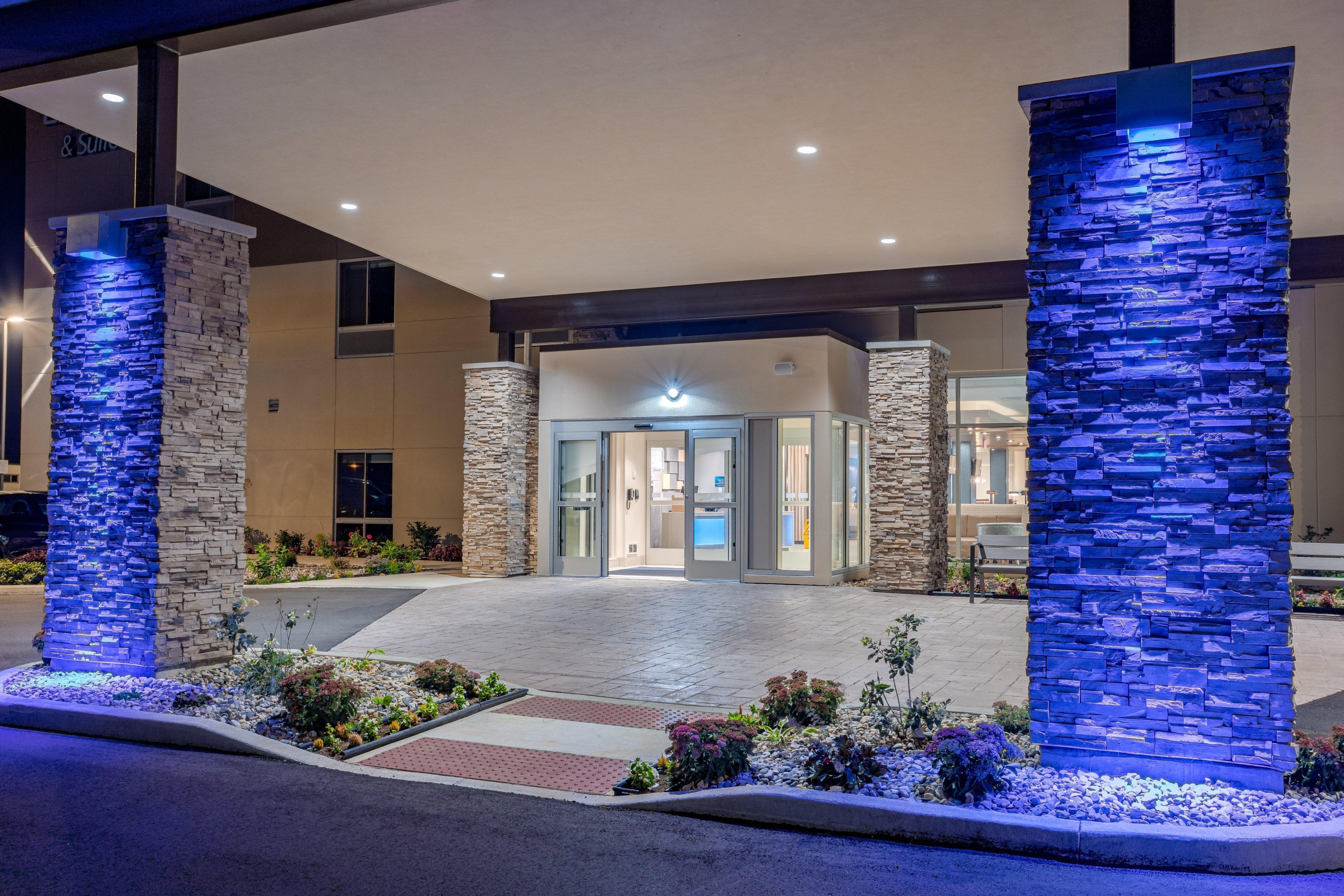 Holiday Inn Express & Suites - Elkhart North By Ihg Extérieur photo