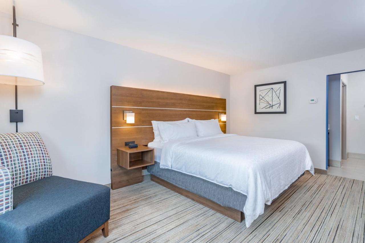 Holiday Inn Express & Suites - Elkhart North By Ihg Extérieur photo
