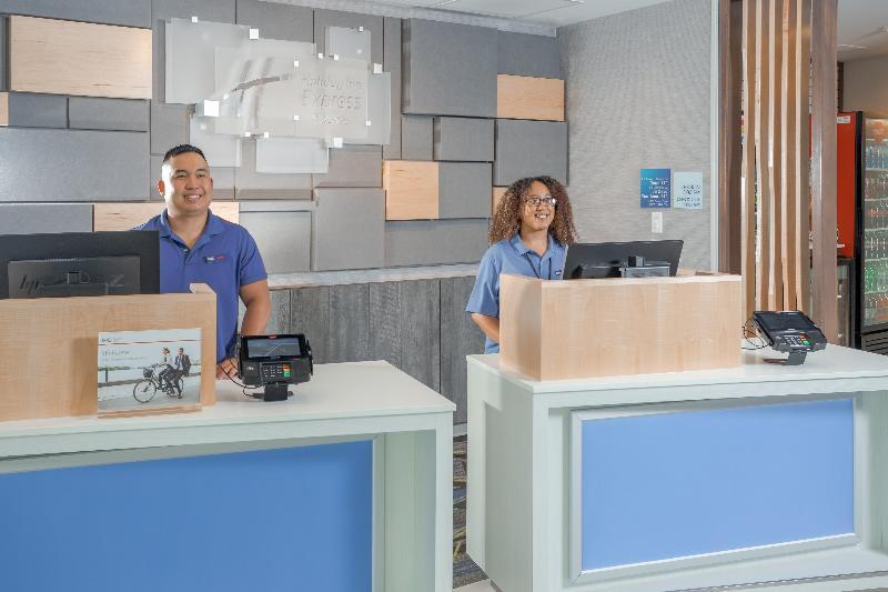 Holiday Inn Express & Suites - Elkhart North By Ihg Extérieur photo