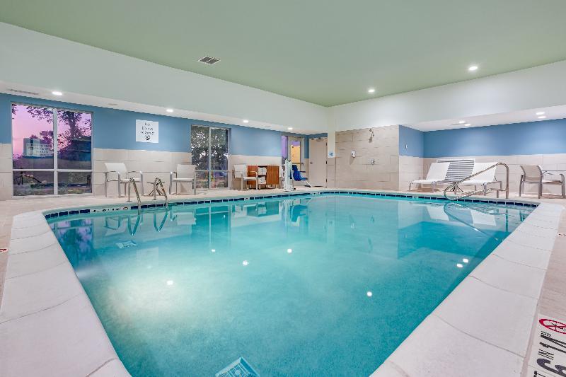 Holiday Inn Express & Suites - Elkhart North By Ihg Extérieur photo