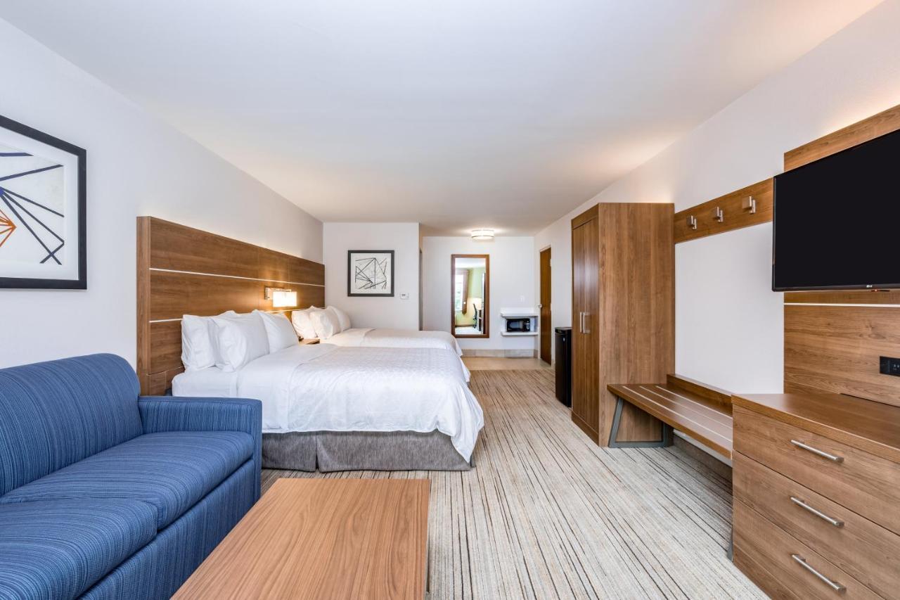 Holiday Inn Express & Suites - Elkhart North By Ihg Chambre photo
